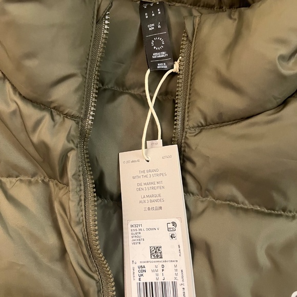 Adidas vest - Picture 2 of 3